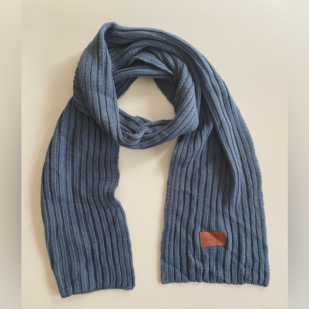 George Dickel, prime, gray Ribbed Knit Scarf